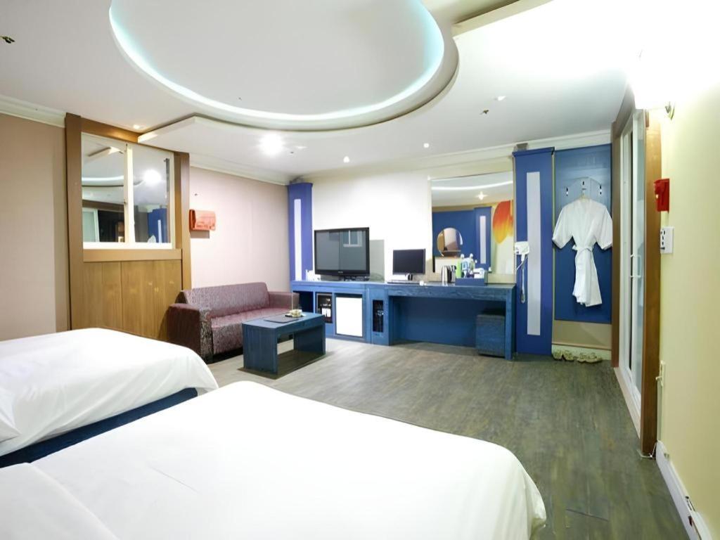 Hotel Head-One Uijeongbu Bagian luar foto