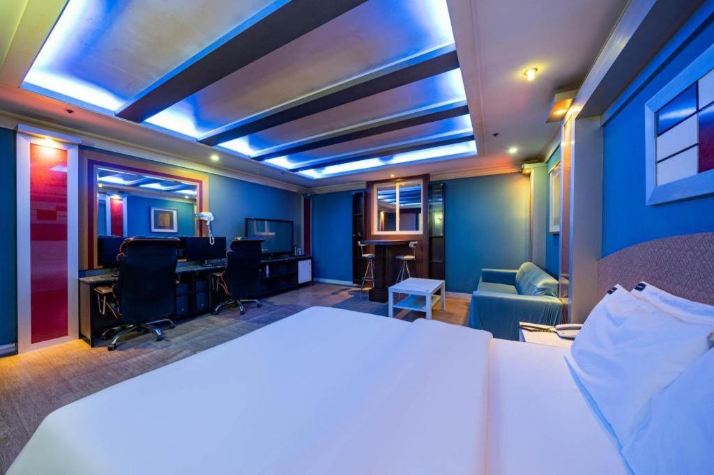 Hotel Head-One Uijeongbu Bagian luar foto