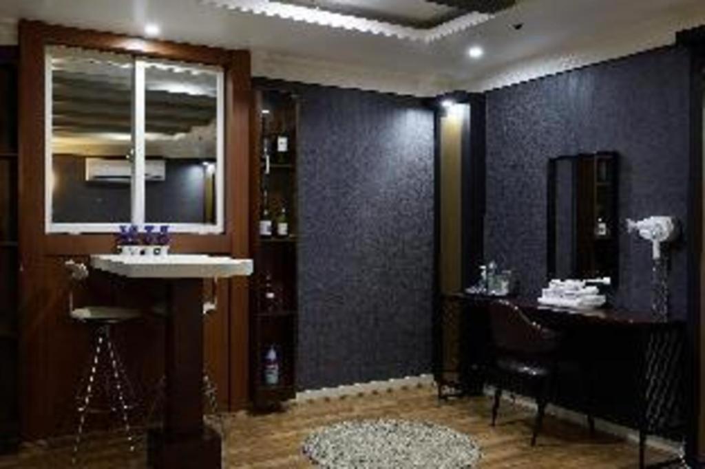 Hotel Head-One Uijeongbu Bagian luar foto