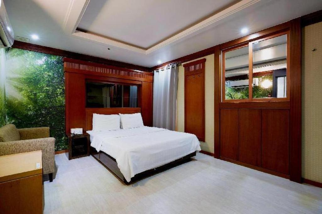 Hotel Head-One Uijeongbu Bagian luar foto