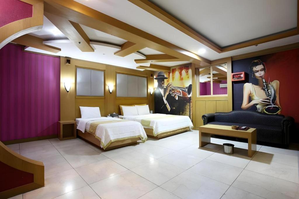 Hotel Head-One Uijeongbu Bagian luar foto